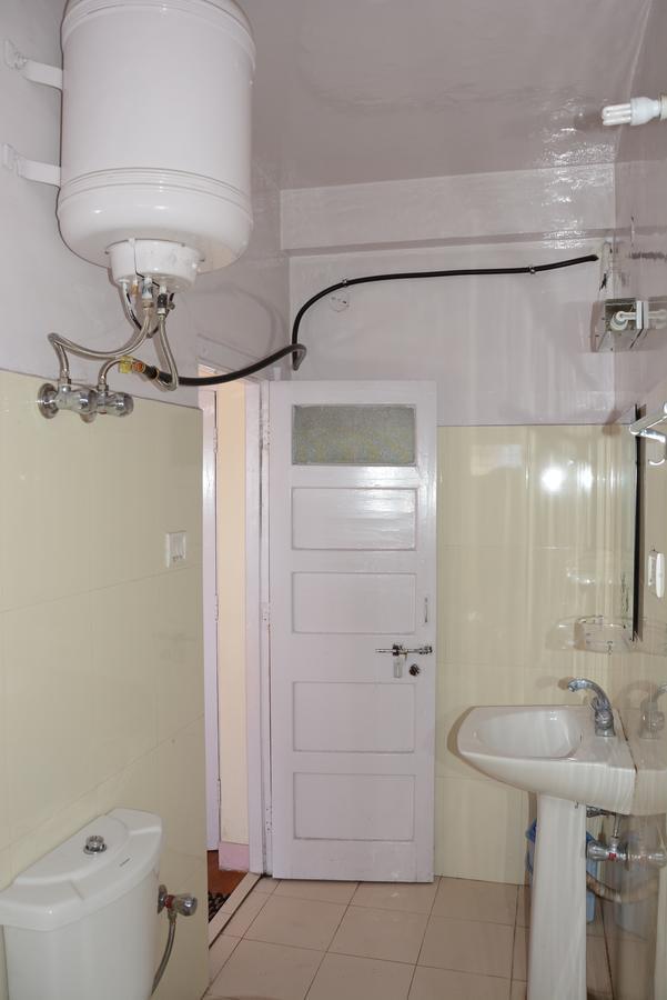 Hotel Basant Shimla Exteriör bild