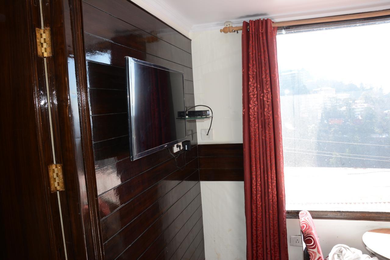 Hotel Basant Shimla Exteriör bild